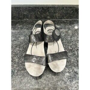 Abeo Women's Una Sandal Size 8 N Wedge Heel Platform Black Leather Ankle Strap